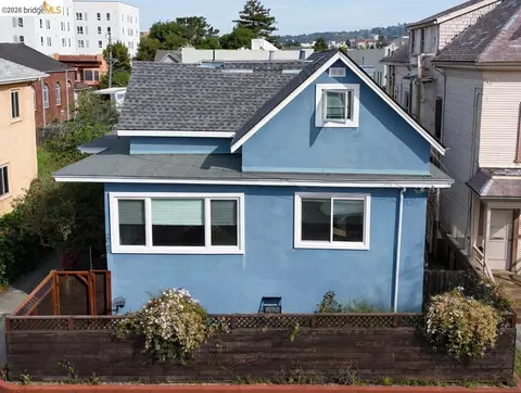 Exterior - 2045 Emerson St, Berkeley, CA 94703 photo 2 of 3