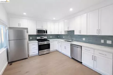 Kitchen - 2045 Emerson St, Berkeley, CA 94703 photo 1 of 2