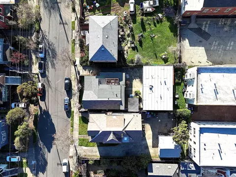 View/Area - 2045 Emerson St, Berkeley, CA 94703 photo 2 of 3