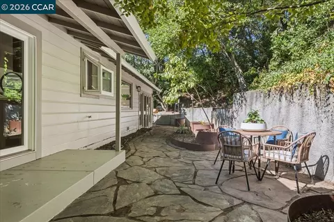 Exterior - 3 Mountain View Pl, Lafayette, CA 94549 photo 3 of 6