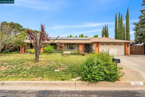 5565 Banff Ct, Concord, CA 94521 photo 1