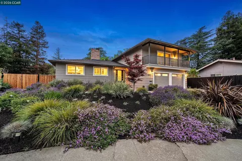 1033 Woodstock Ct, Walnut Creek, CA 94598