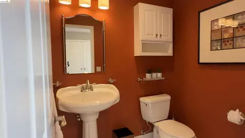 Bath - 91 Shell Pl, Discovery Bay, CA 94505 photo 1 of 5