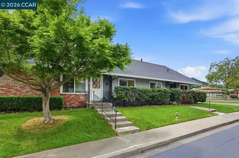 Exterior - 204 Miramonte Dr, Moraga, CA 94556 photo 2 of 13