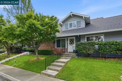 Exterior - 204 Miramonte Dr, Moraga, CA 94556 photo 3 of 13