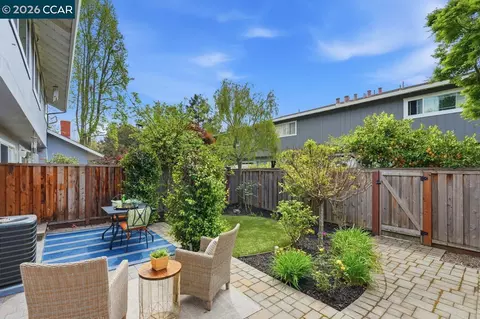 Exterior - 204 Miramonte Dr, Moraga, CA 94556 photo 5 of 13