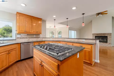 Kitchen - 228 Stowring Rd, Petaluma, CA 94952 photo 2 of 3