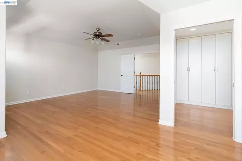 Bedroom - 228 Stowring Rd, Petaluma, CA 94952 photo 3 of 9