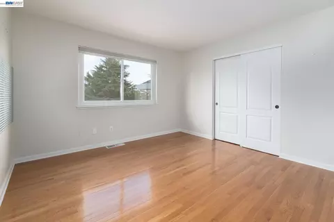 Bedroom - 228 Stowring Rd, Petaluma, CA 94952 photo 7 of 9