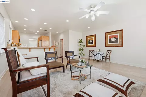 Living - 1339 Cherry Blossom, Tracy, CA 95377 photo 4 of 5
