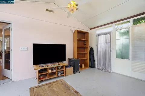 Other - 1035 Santa Fe Ave, Martinez, CA 94553 photo 8 of 9