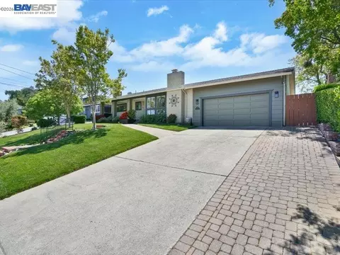775 Bonde Ct, Pleasanton, CA 94566