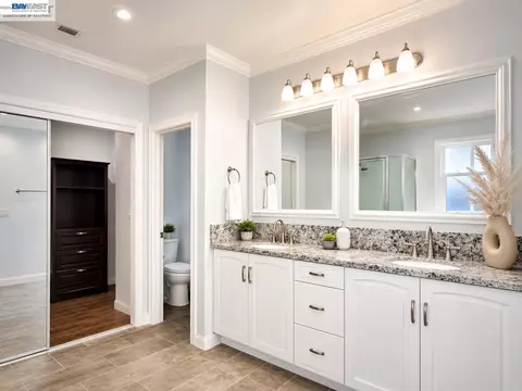 Bath - 3400 Fallen Oak Dr, Modesto, CA 95355 photo 1 of 4