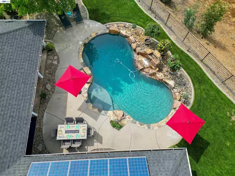 Exterior - 2767 Canoe St, Copperopolis, CA 95228 photo 12 of 13
