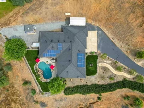 View/Area - 2767 Canoe St, Copperopolis, CA 95228 photo 4 of 7