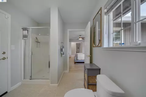 Bath - 2767 Canoe St, Copperopolis, CA 95228 photo 3 of 3