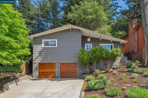 6728 Aitken Dr, Oakland, CA 94611