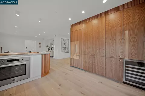 Kitchen - 3742 Mt Diablo Blvd #2A, Lafayette, CA 94549 photo 9 of 10