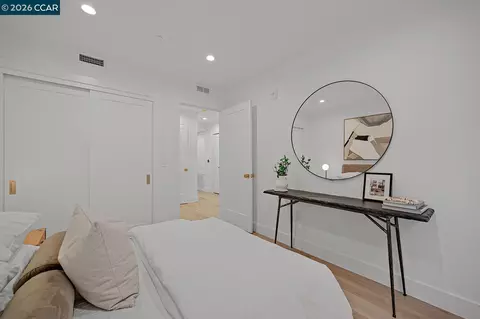 Bedroom - 3742 Mt Diablo Blvd #2A, Lafayette, CA 94549 photo 5 of 6