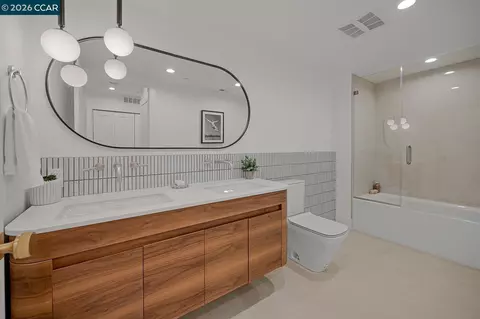 Bath - 3742 Mt Diablo Blvd #2A, Lafayette, CA 94549 photo 3 of 3