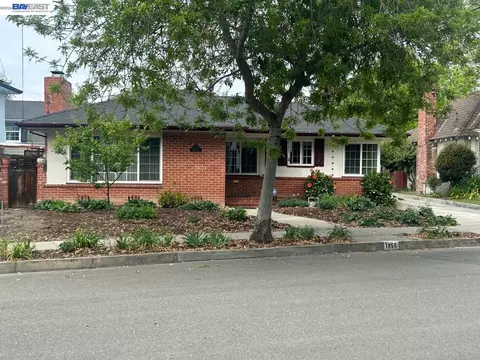 1256 Glen Dr, San Leandro, CA 94577 photo 1