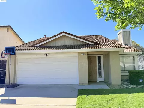 1205 Courtney Way, Modesto, CA 95358
