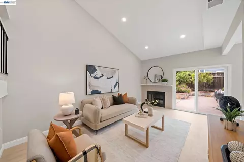 5405 Diana Cmn, Fremont, CA 94555