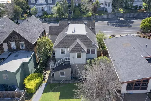 View/Area - 926 Georgia St, Vallejo, CA 94590 photo 2 of 10