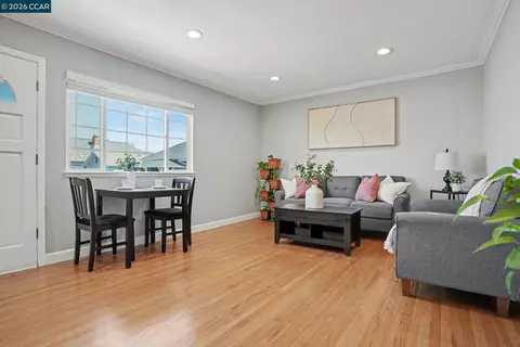 1266 62nd St #A, Emeryville, CA 94608