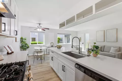 2216 Segundo Ct #2, Pleasanton, CA 94588