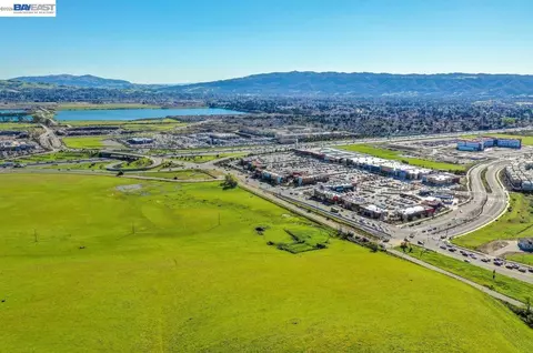 View/Area - 3391 Monaghan St, Dublin, CA 94568 photo 8 of 16