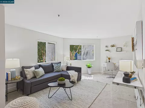 6400 Christie Ave #2202, Emeryville, CA 94608