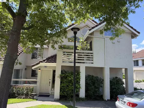 Exterior - 7265 Cronin Cir, Dublin, CA 94568 photo 2 of 7