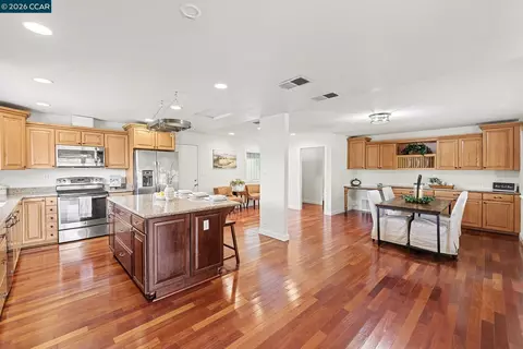 837 Marie Ave, Martinez, CA 94553