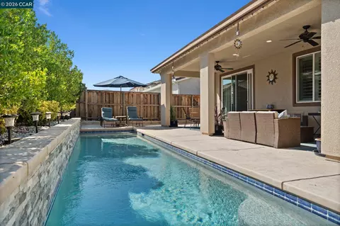 9078 Tradewinds Cir, Discovery Bay, CA 94505