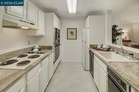 1840 Tice Creek Dr #2110, Walnut Creek, CA 94595