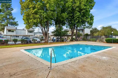 Exterior - 1195 Kenwal Rd #B, Concord, CA 94521 photo 5 of 5