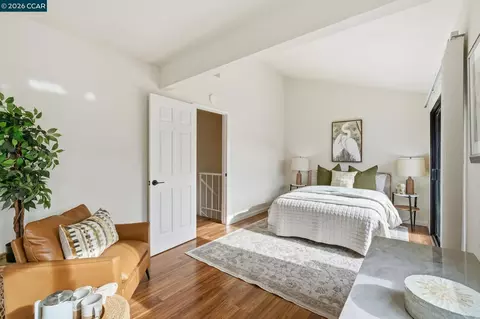 Bedroom - 1195 Kenwal Rd #B, Concord, CA 94521 photo 4 of 5