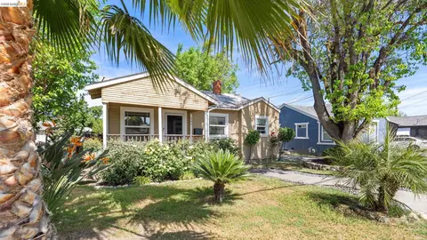 345 W Carlton Way, Tracy, CA 95376