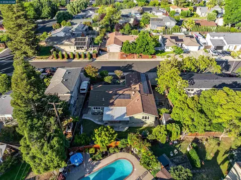 View/Area - 871 Litwin Dr, Concord, CA 94518 photo 5 of 11
