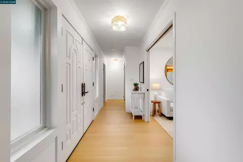 Entry Way - 871 Litwin Dr, Concord, CA 94518 photo 4 of 6