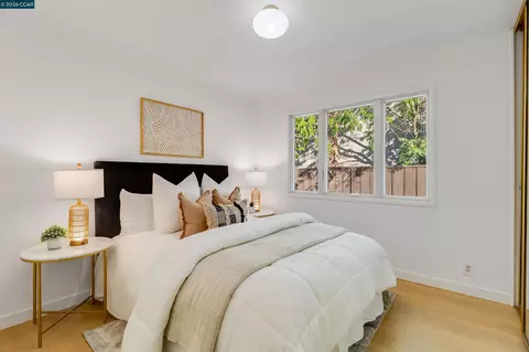 Bedroom - 871 Litwin Dr, Concord, CA 94518 photo 1 of 8