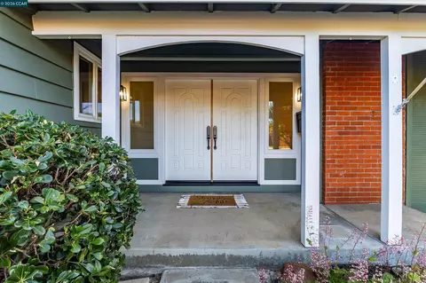 Entry Way - 871 Litwin Dr, Concord, CA 94518 photo 1 of 6