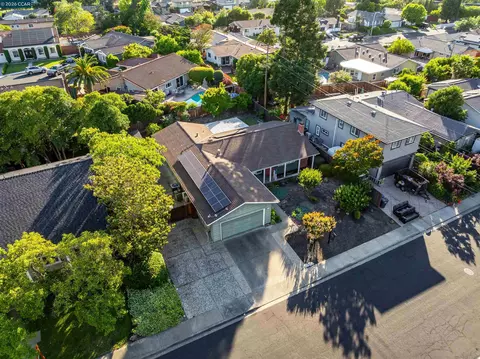 View/Area - 871 Litwin Dr, Concord, CA 94518 photo 2 of 11