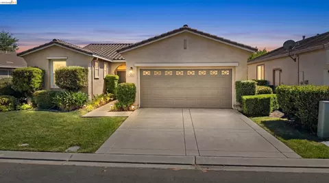 1063 Waterwood Dr, Rio Vista, CA 94571
