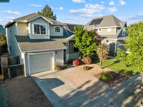 2289 Claiborne Cir, Santa Rosa, CA 95403