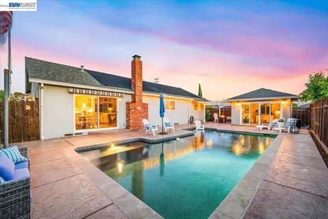 1228 Shelburne Rd, Livermore, CA 94551