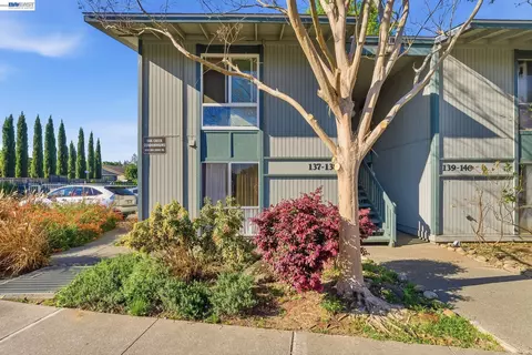 1036 Oak Grove Rd #137, Concord, CA 94518
