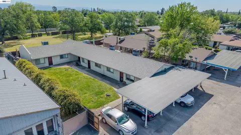 5570 Mountain Vw, Redding, CA 96003