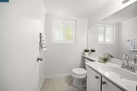 Bath - 4203 Dubhe Ct, Concord, CA 94521 photo 1 of 3